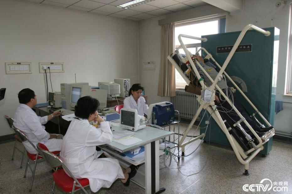 8大类140多个科目 揭秘航天员是怎么养成的