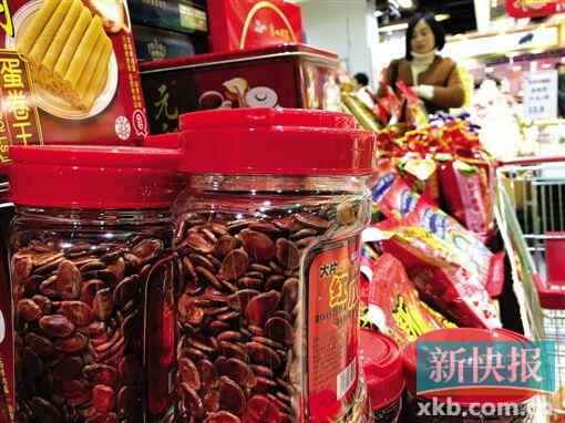 鲍鱼海参燕窝琳琅满目 一德路高档海味市场节前回暖