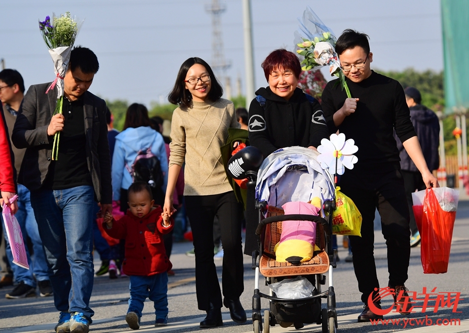 2018年广州各区迎春花市开市