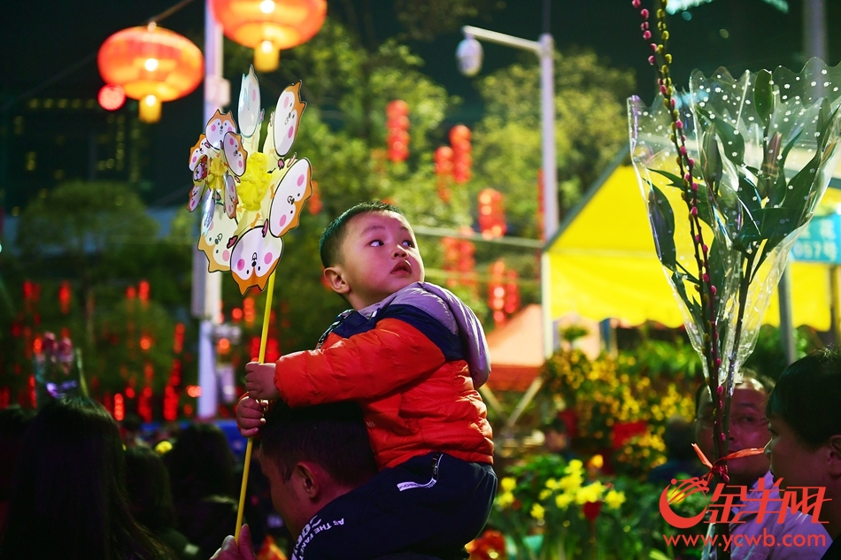 逛花街、团圆饭……来看看广州人的除夕