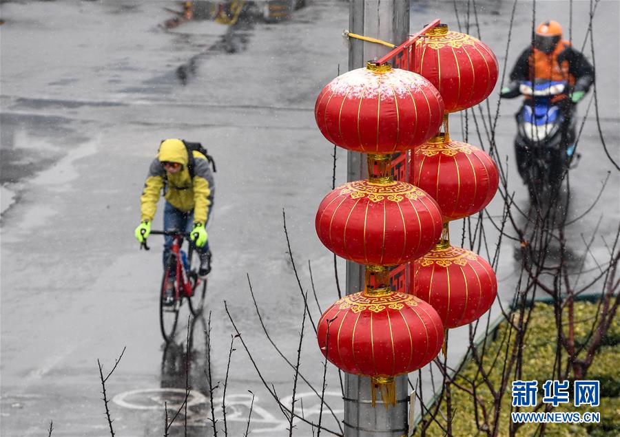 终于等到你！北京迎来春雪 