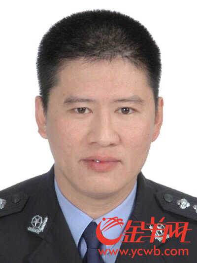 潮州民警忘我工作 累倒在工作岗位上再没醒来