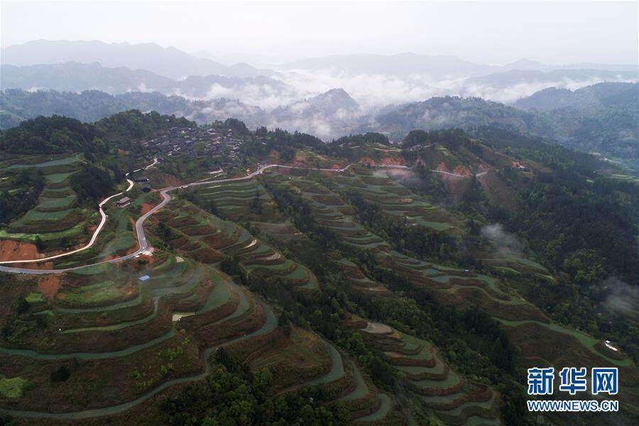 一条溜索上的“扶贫之路”