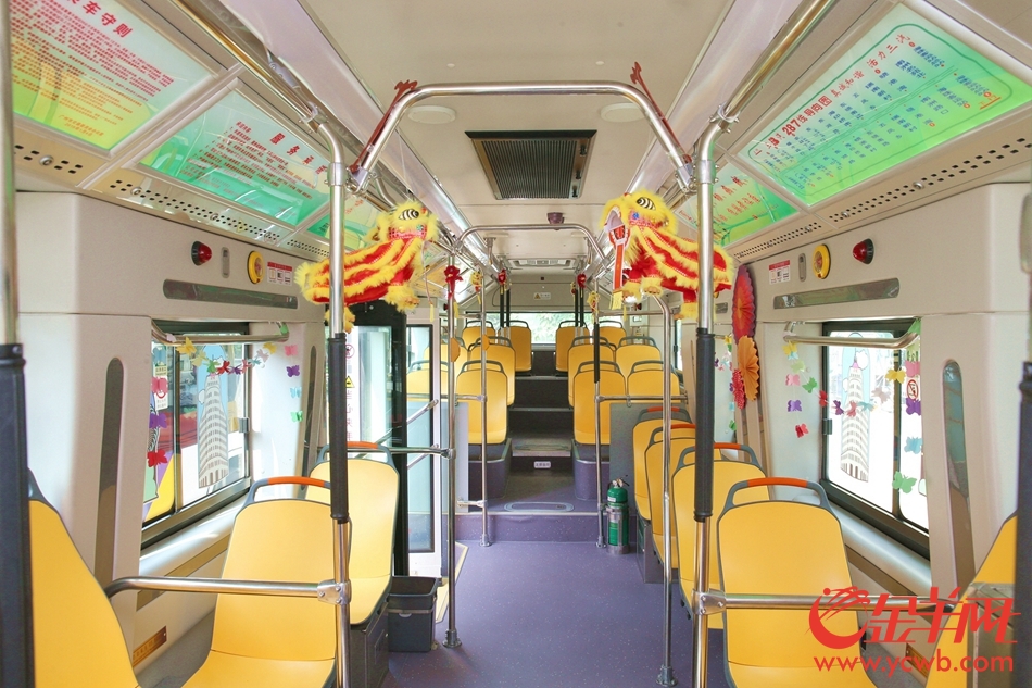 广州公交车“换新装”，400余辆纯电动车投入运营