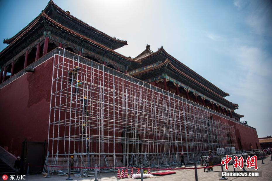 北京故宫修缮进行时 开始对破损地面动“手术”