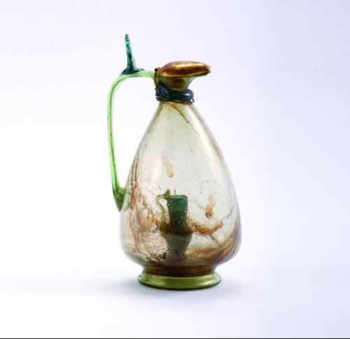 波斯玻璃瓶.jpg 波斯玻璃瓶.jpg