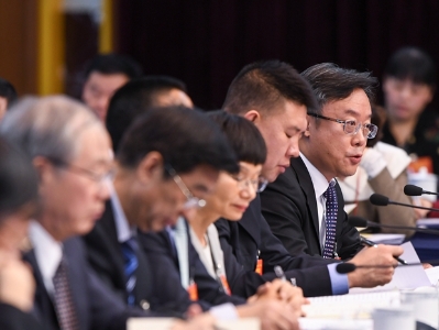  十三届全国人大二次会议广东团全体会议 代表等发言