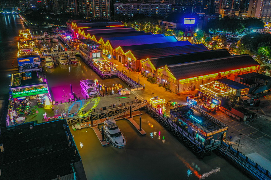 太古仓夜景除此以外,还将按照"夜购""夜宵""夜游"等主题,打造广州