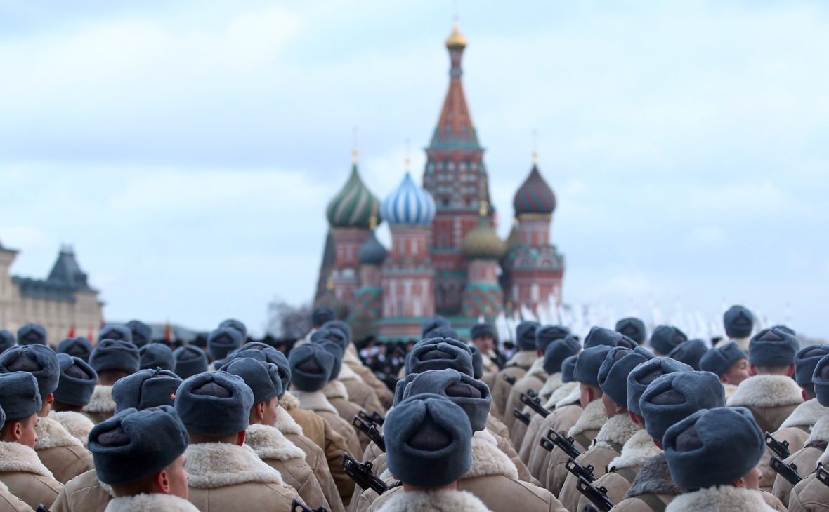 受疫情影响，俄罗斯取消11月7日红场阅兵