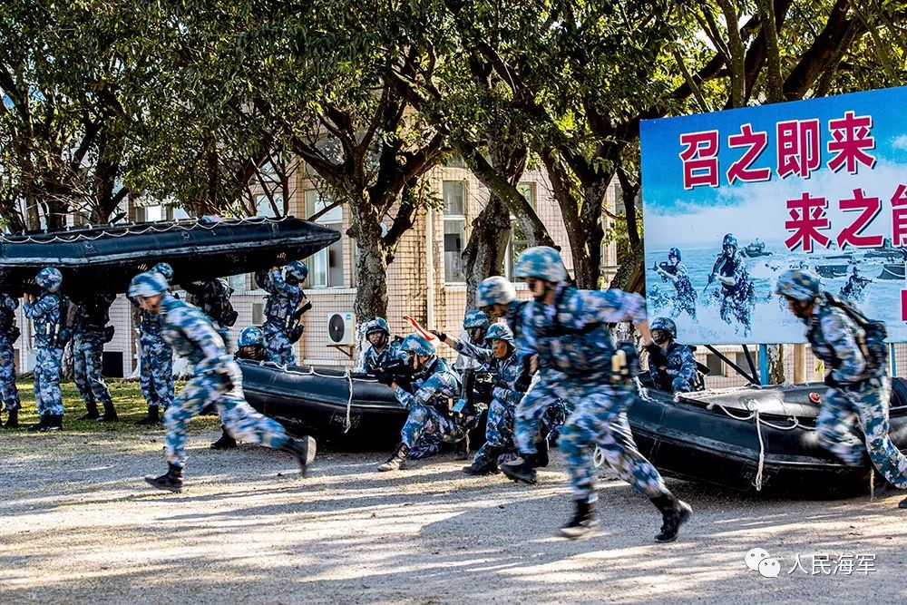  堪比大片！海軍陸戰隊極限畫面曝光