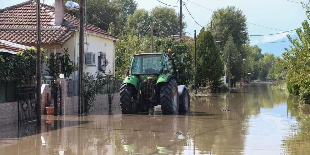 希腊多地遭暴雨重创 引发洪涝灾害已致1人死亡
