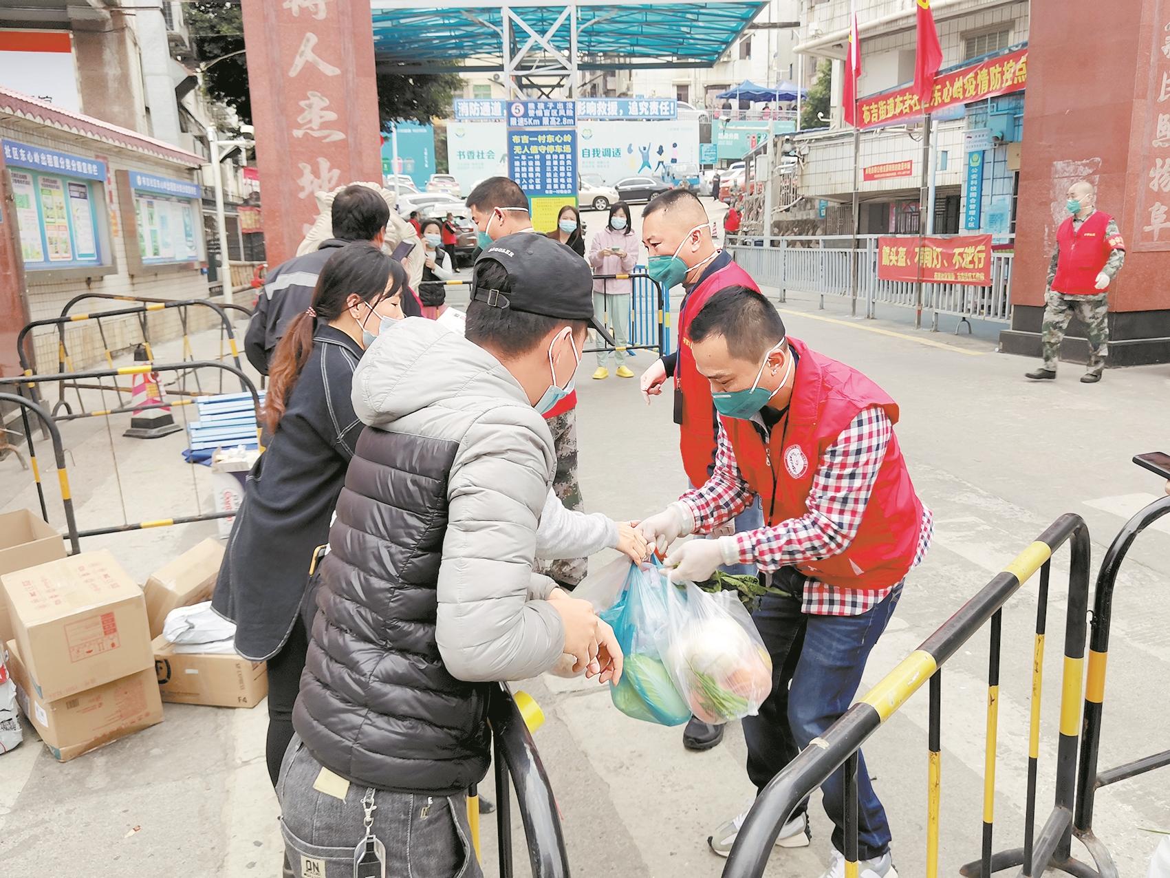 深圳通报本轮疫情最新情况累计报告3例确诊龙岗两地调为中风险