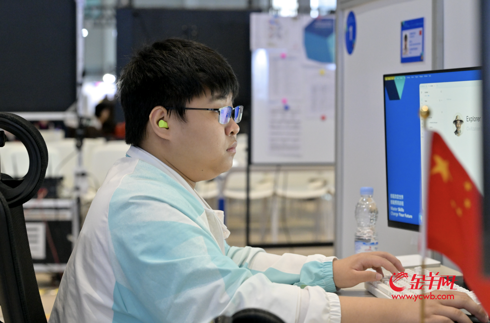 AI时代，数字技工在世赛现场“手搓”，比拼的是什么？