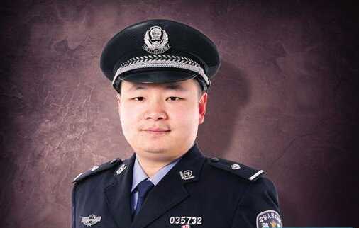 广州市公安局花都区分局刑警大队民警曹琰大数据时代的"狙击手"毒贩