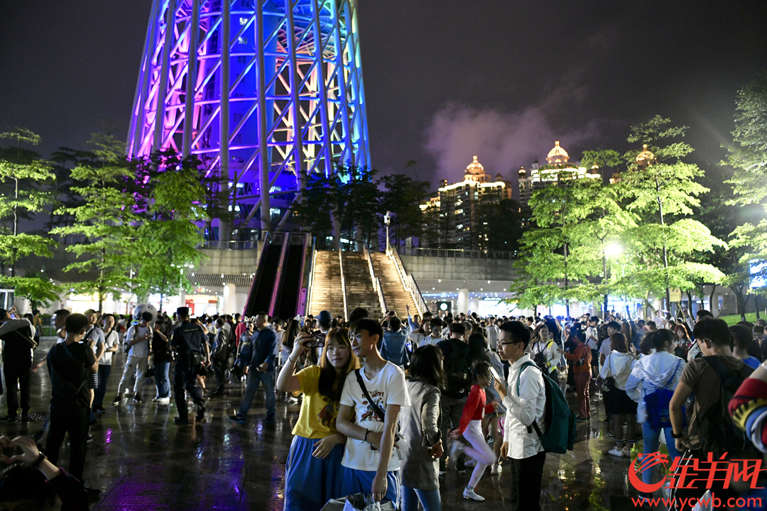 2019年5月2日,五一假期第二天,当晚广州虽然经历了一轮下雨,但广州塔"