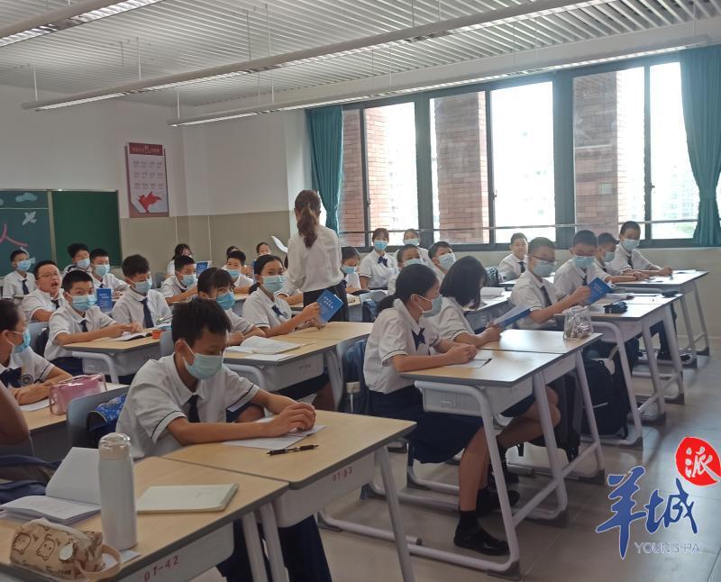 广州实验中学迎首届新生:480名初一学生入读,实行走班教学