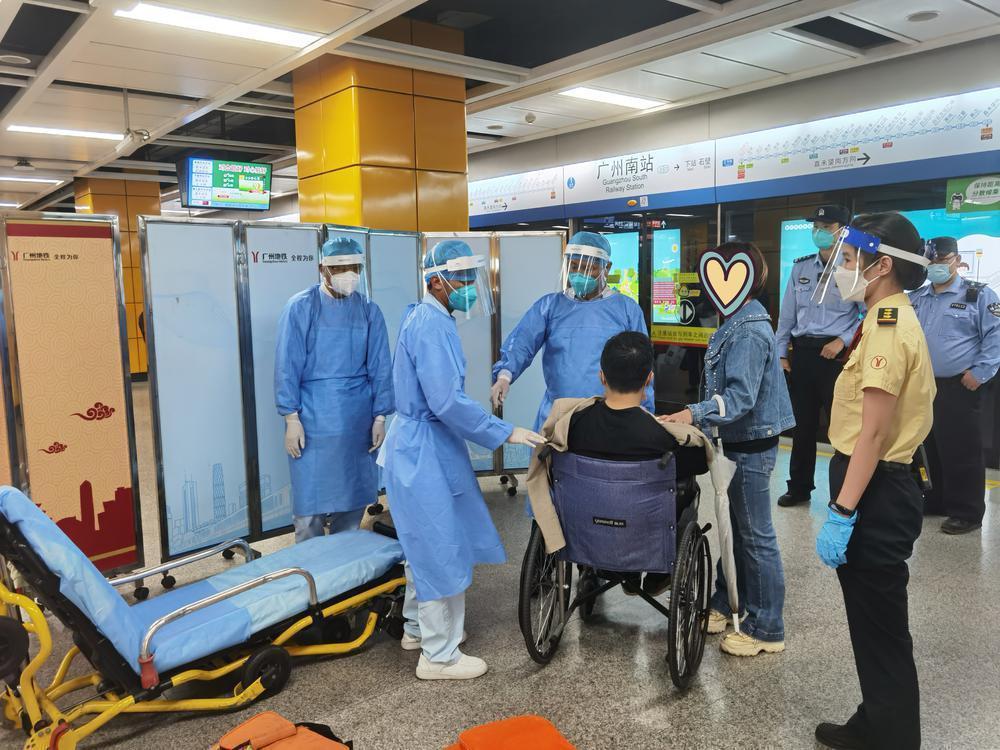 男子突发心脏骤停，广州地铁AED救人成功！
