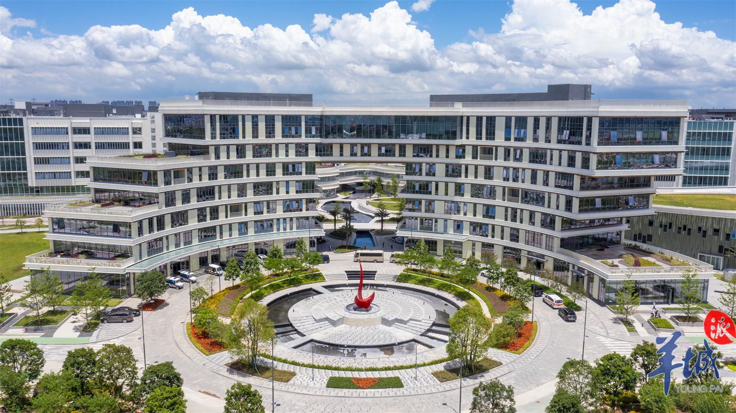 香港科技大学(广州)校园实景.