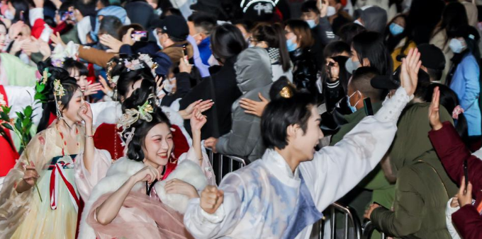  【多图】科技赋能国潮！广州南沙天后墟跨年电音节启动