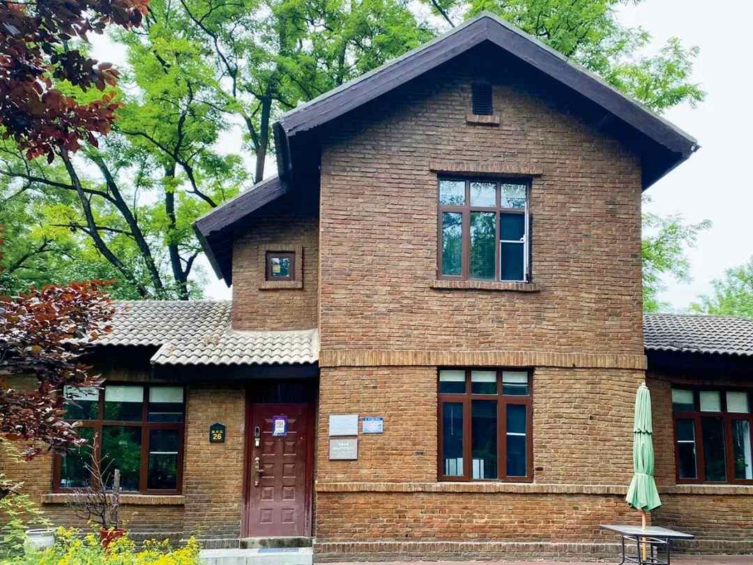 固若金汤——周建萍眼中的韩美林