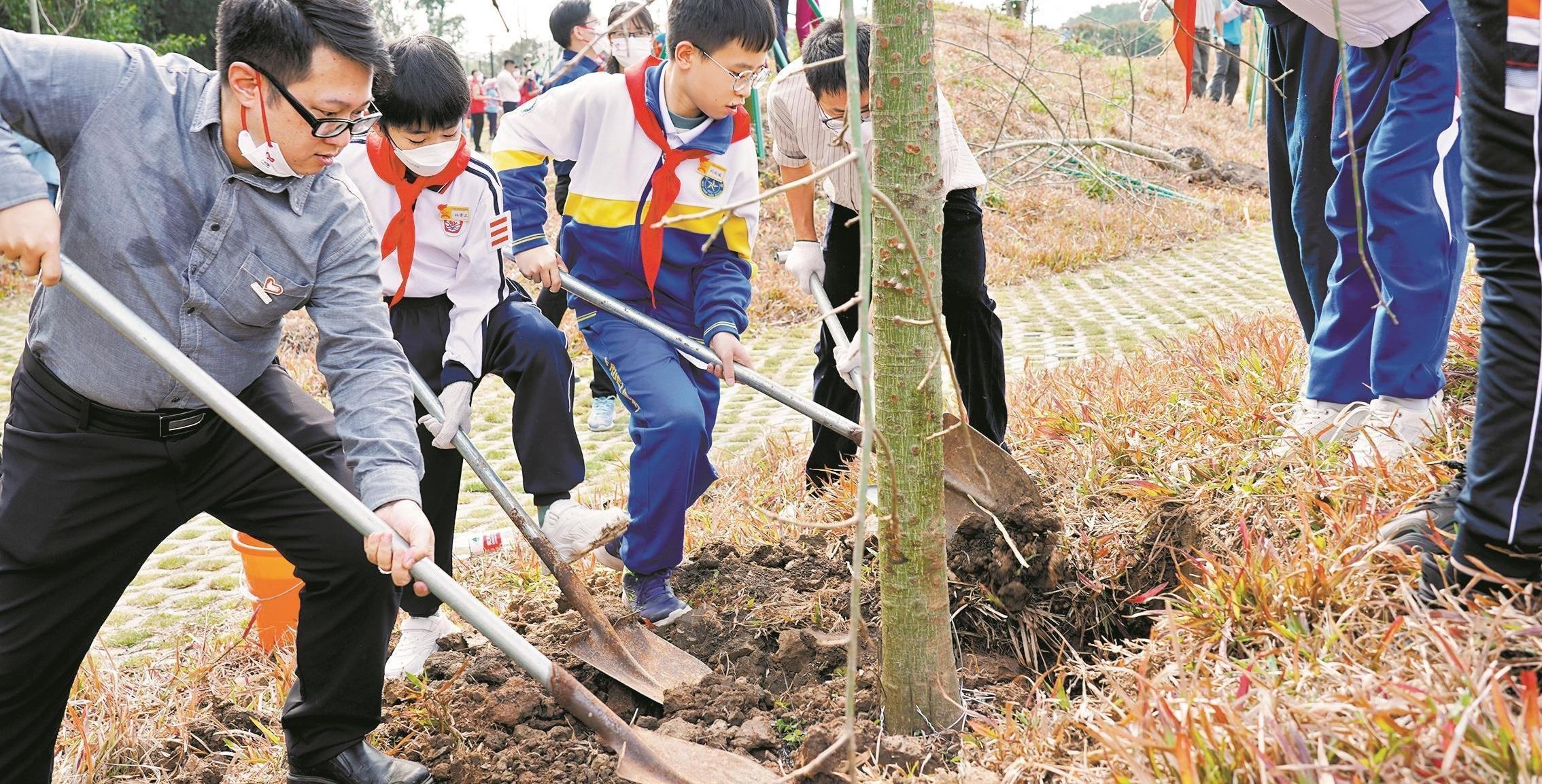 廣東省開展推進綠美廣東生態建設義務植樹活動