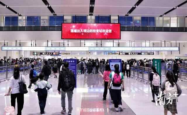 2月6日至12日，深圳莲塘口岸启用旅客检查及小（客）车检查通道首周，出入境流量呈攀升态势。