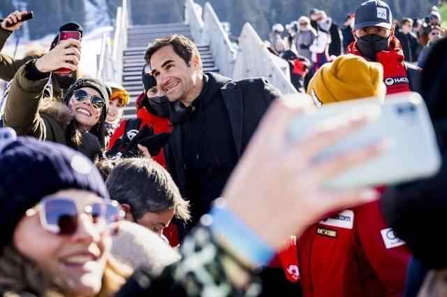 已经退役的“网球天王”费德勒化身瑞士旅游局“代言人”。