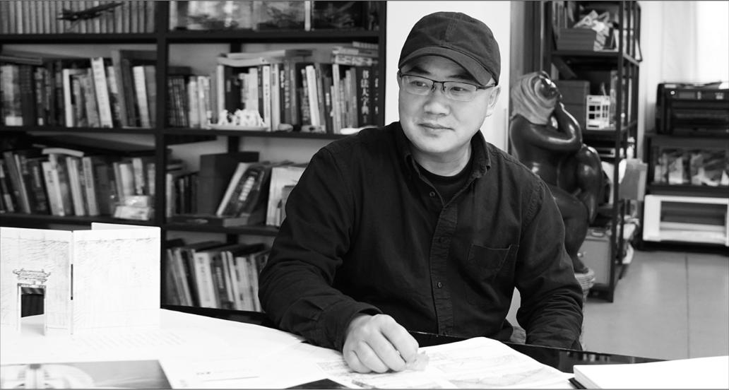 曾七获“文华大KAIYUN网页 开云com奖”!秦立运舞台设计作品在穗展出(图1)