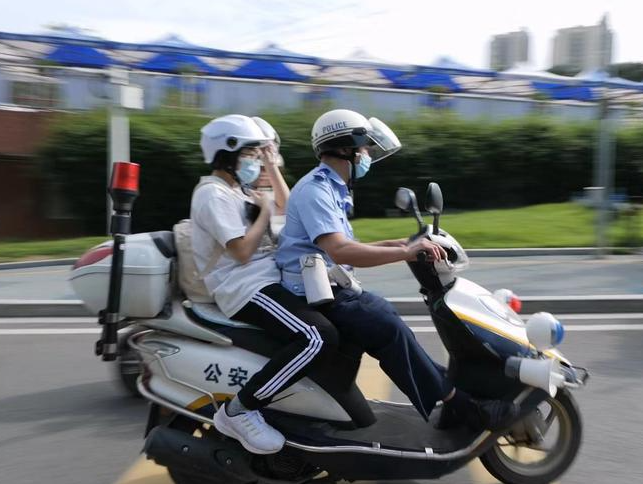 图集｜高考首日，广州警方开启“护航模式”