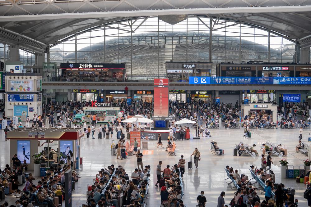 端午假期广铁运输首日预计发送旅客增54%，这些方向尚有余票