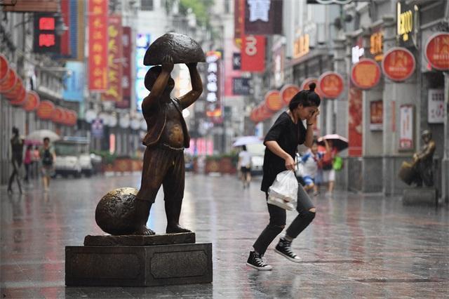 广东最高级别台风预警已至“红台”，“泰利”趋向阳江到徐闻沿海