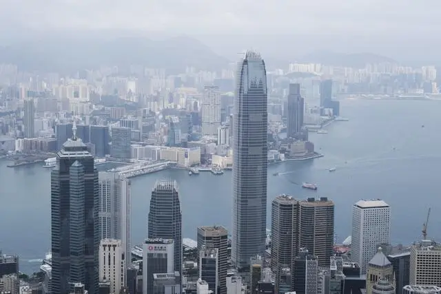 受台风影响，港交所今日全日停市，深交所、上交所暂停部分业务