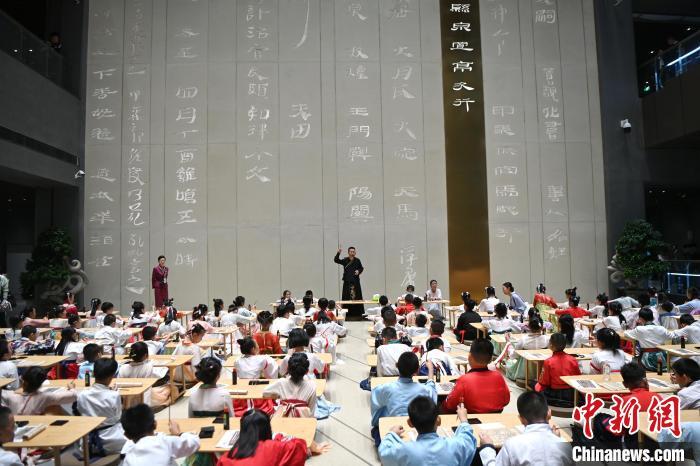 中星空体育官方网页版国汉简藏量最大的专题博物馆启线上数字展(图2)