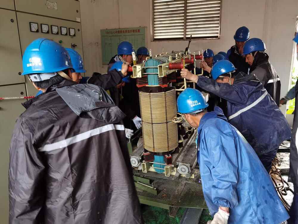 超七成停电用户已恢复供电，广东电网启动防风防汛III级应急响应