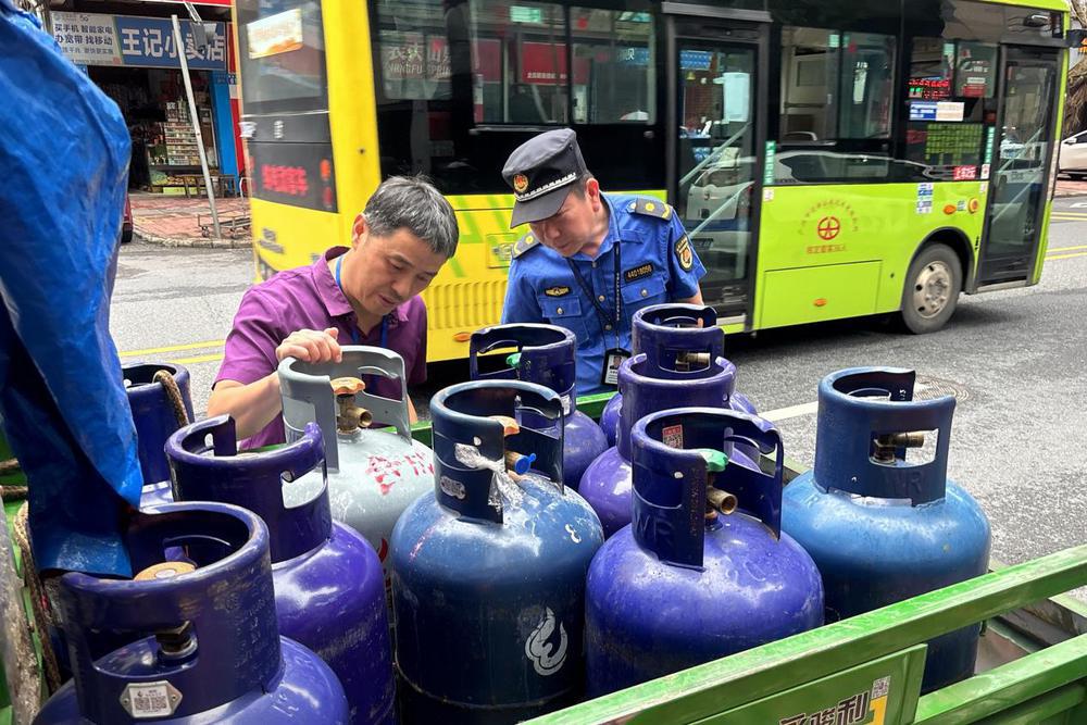 保洁净、禁噪音、查隐患……广州全力护航高考(图2)