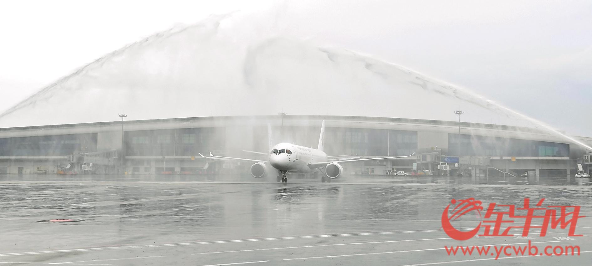国产大飞机C919首飞广州 开启第四条商业定期航线运营