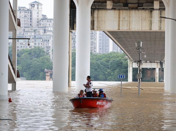  The first over alarm flood this year in Liuzhou, Guangxi, has launched urban flood control level IV emergency response