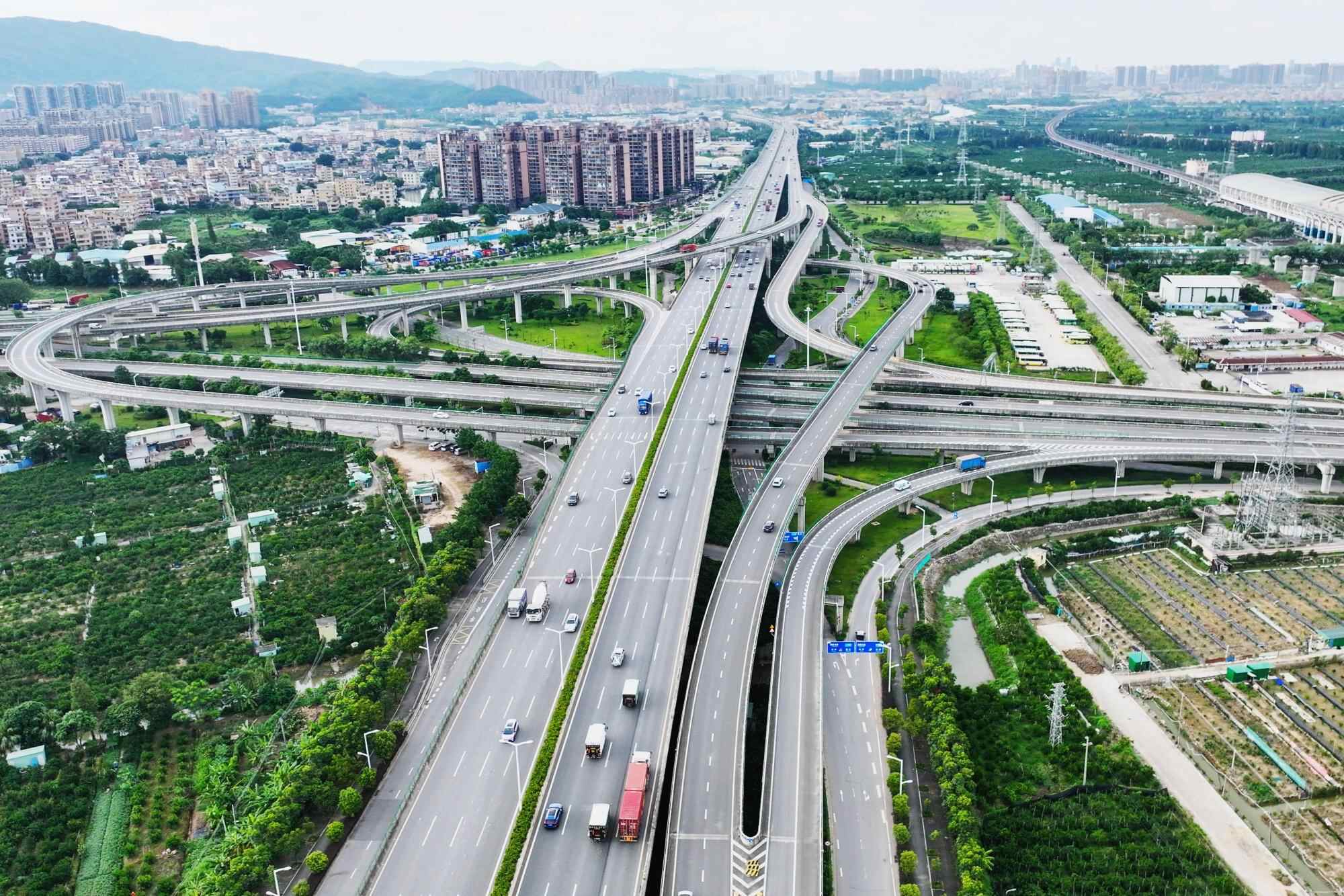 江门大道：打通交通与经济的“任督二脉”｜我们走在大道上 