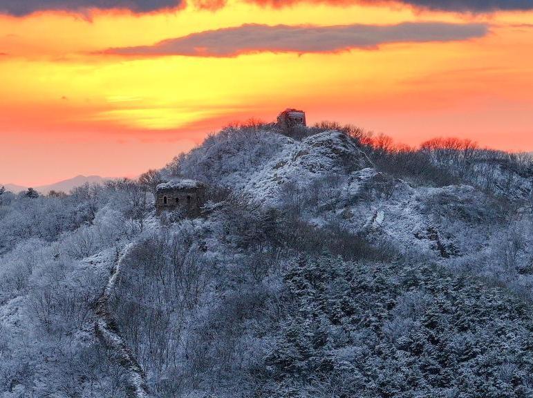  寒潮来袭 多地出现降雪