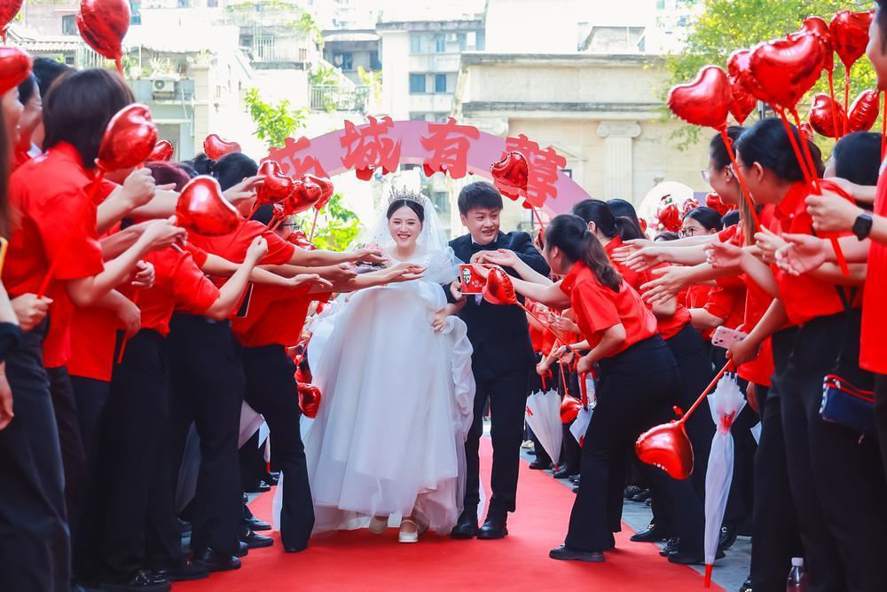 接近300场活动成就千亿级消费市场广州越秀多维度激发城市消费新动能赢博体育注册(图1)