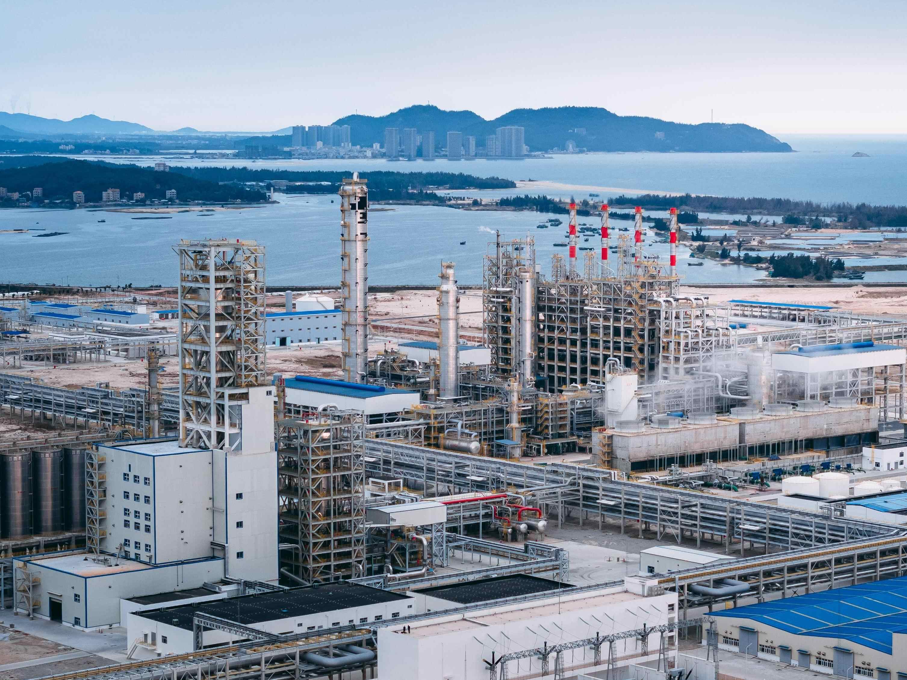 茂名：“多链共建”勇立潮头 “三大内核”点亮未来 