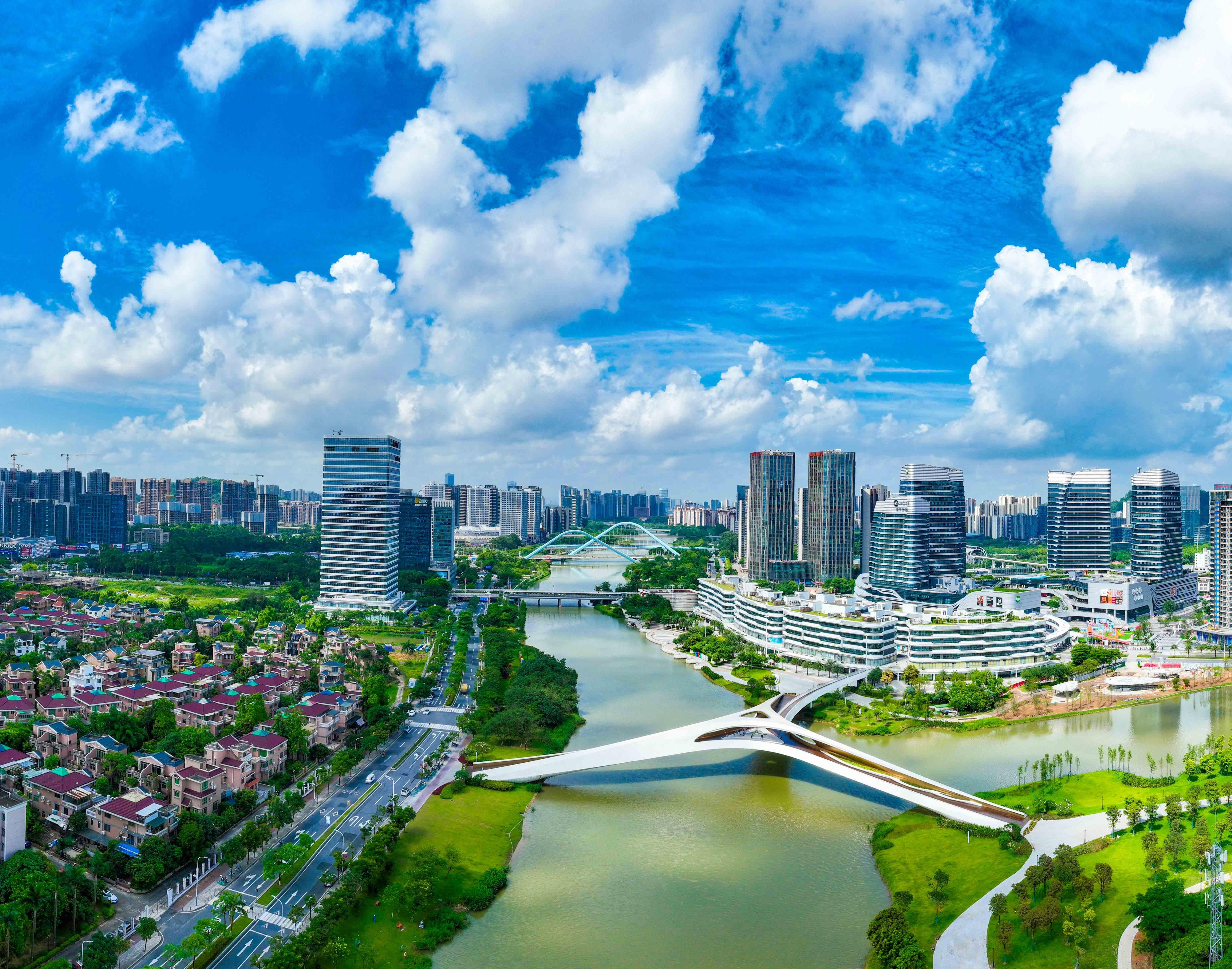 广州南沙：政策产业齐发力，湾区腾飞正当时 