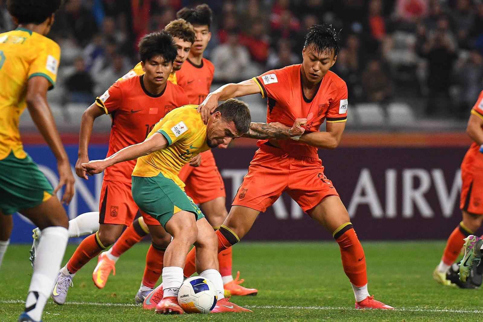 U20亚洲杯中国国青澳大利亚比赛结果_国青两连胜平20年纪录 末轮战澳洲或平局收场_中国国青U20亚洲杯战报