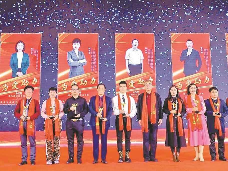 梅苑影业：从银幕到田野 助力乡村振兴与文化传播 