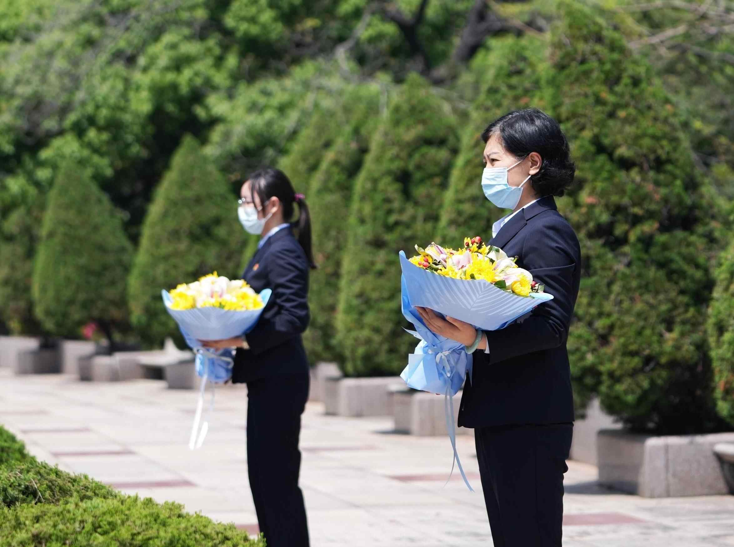 对于殡葬从业者，你还在指指点点吗？