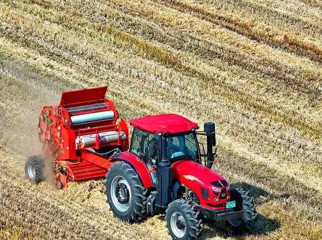  江西九江：回收秸秆 变废为宝