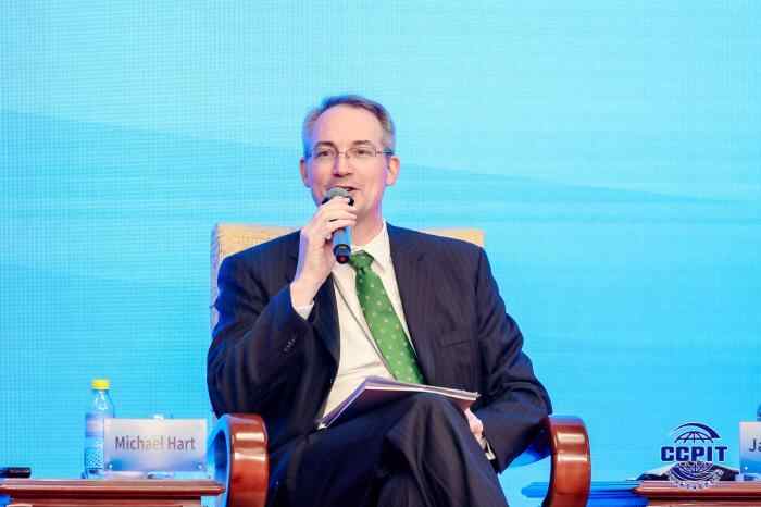 美国美国商会主席：美国公司继续在中国进行投