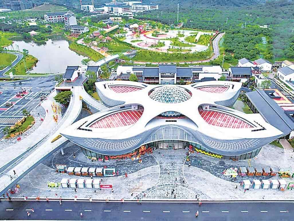 百千万里 “粤”见未来