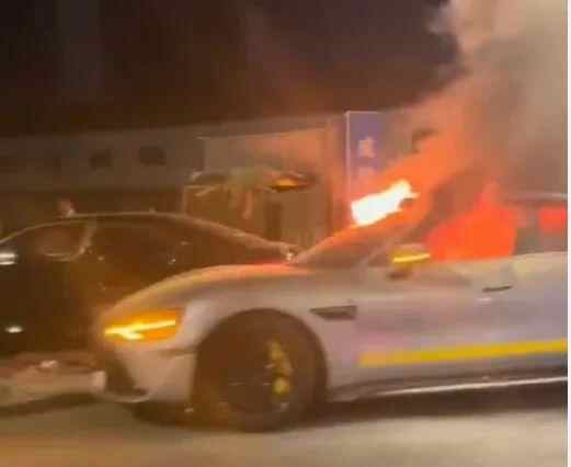 小米su7超火，小米副总统迅速回答：燃烧的物品