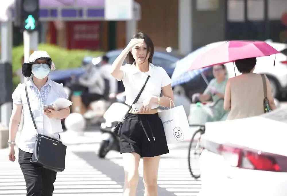 热和热 +雨？广东的天气即将改变！热带低压今晚